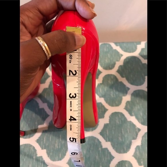 Heels - Picture 5 of 5